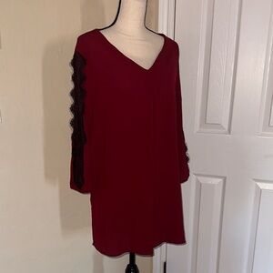 Bobeau Burgundy Black Lace Detail Quarter Length Sleeve Tunic Style Top